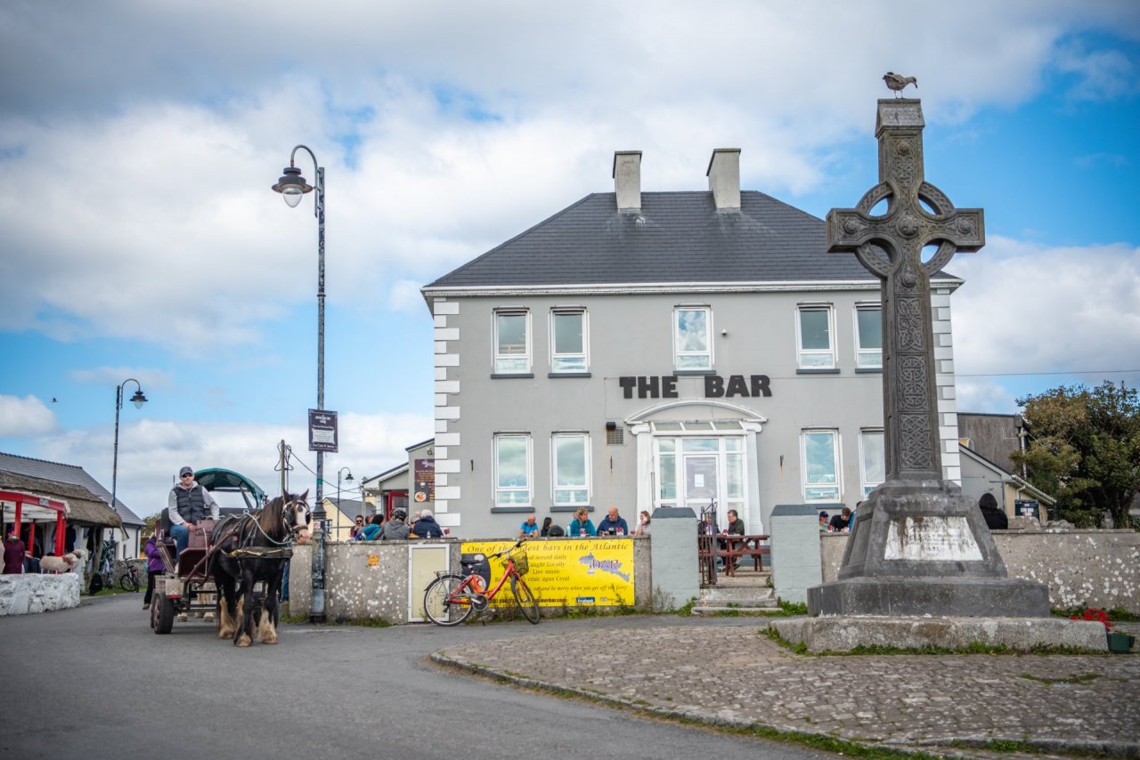 Where to Eat Inishmore The Bar